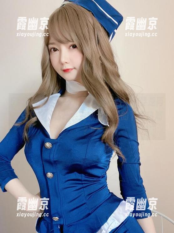 51酱的黑红泳装，配色太出彩！这要是再来点特效，估计会变成万千人的下载热潮？