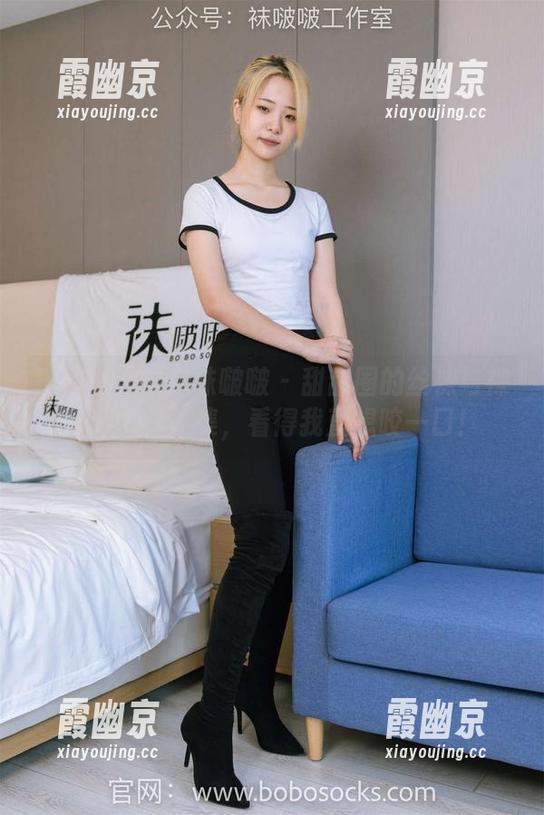 BoBoSocks袜啵啵 - 甜甜圈的丝袜与裸足：原图合集，看得我直想咬一口！