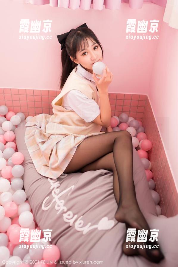 Feilin嗲囡囡 - 心妍公主的校园写真集：究竟有多少美好值得流连？
