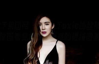 GIRLT果团网 – 妲己_Toxic的丝袜：从原图看见柔软与魅惑的碰撞图集