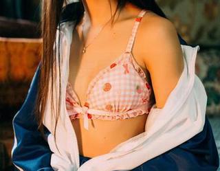 GIRLT果团网 – 美图专属：连体衣加持的陈雅漫，真不想停下来呀！