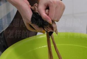 IESS异思趣向 – 小宝巴黎假期：图集中藏了怎样的画面？赶紧下载试试