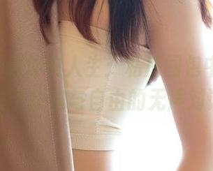 ROSI的连体衣人生：私房图包中，像一场关于优雅与自由的无声对话。