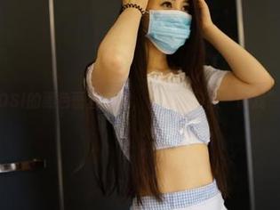 打开ROSI的黑色蕾丝套图，你准备好被“调戏”了吗？