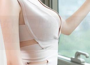 TGOD推女神 – 图片分享：丁筱南美脚，这腿，简直能拍电影！