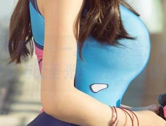 UGirls尤果网 – 一次全新体验：周于希的黑白作品与无圣光的碰撞，难以抗拒。