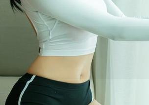 UGirls尤果网 – 找个借口，叫上朋友一起看颜爱泽体操服的写真资源，哈哈！