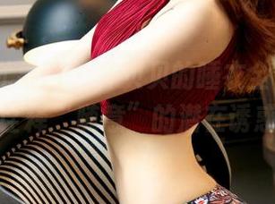 UGirls尤果网 – 齐贝贝的睡衣全套，完美诠释“随意”的潜在诱惑