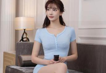 Xiuren秀人网 – 裤里丝写真一览无遗，lingyu69的原图势必让你大喊‘太辣’！