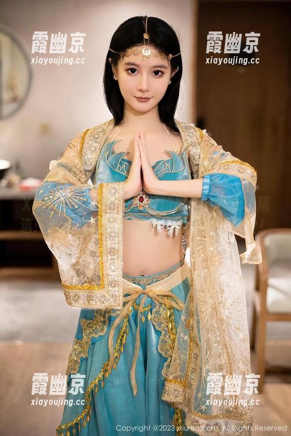 Xiuren秀人网-佘贝拉bella Xiuren秀人网 - 佘贝拉bella的泳装精选:泳池里打仗的气息,谁说我不专业!