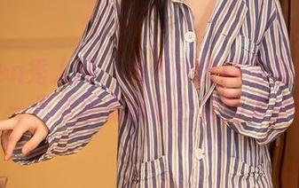 Xiuren秀人网 – 当工作变得不那么严肃——吴思晚最新办公室图集来啦