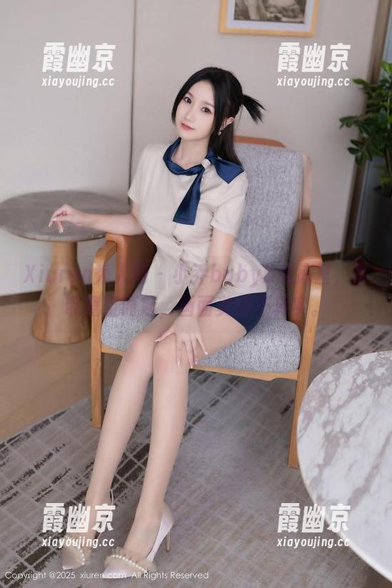 Xiuren秀人网 - 小乔babyb私拍里，吊带腾空而起，画面美得不真实。