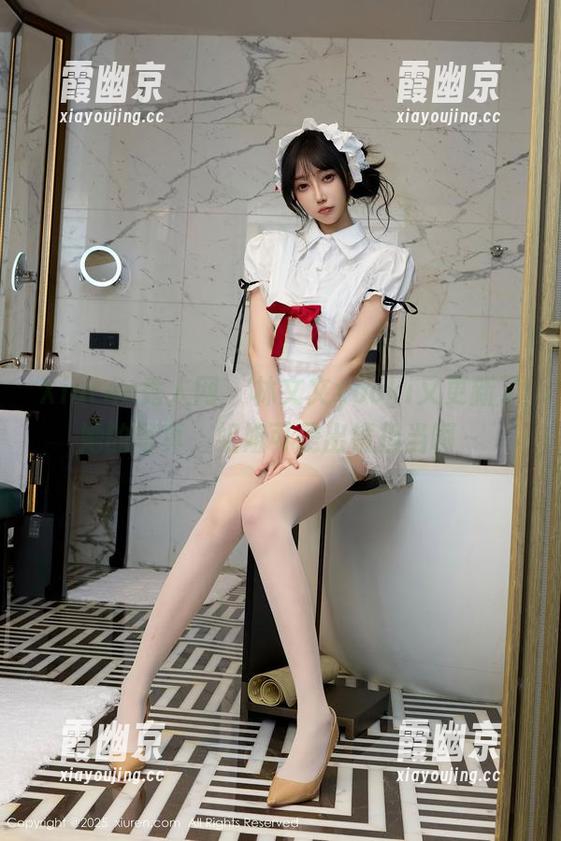 Xiuren秀人网 - 林文文yooki又更新了她的写真，姐姐可是出镜担当啊～