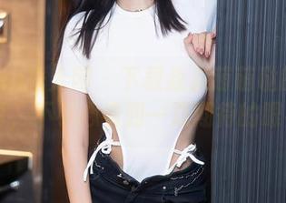 Xiuren秀人网 – 下载淼淼萌萌哒的丝袜写真，不小心看到一双期待的眼神…