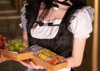 Xiuren秀人网 – 她的眼镜和你的视线：郑颖姗福利写真解锁