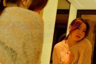 pans – 穿着奶牛气息的安妮，定制写真感觉想让人岩石拍打，特别科学。