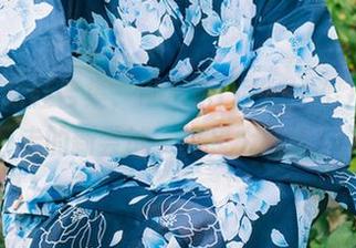 免费高跟鞋合集，けん研(けんけん)在倒着走的新尝试，真是大胆呢！