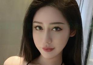微密圈 – 排队围观不爱笑的赛琳的最新分享！渔网带钻连体袜，你敢穿吗？