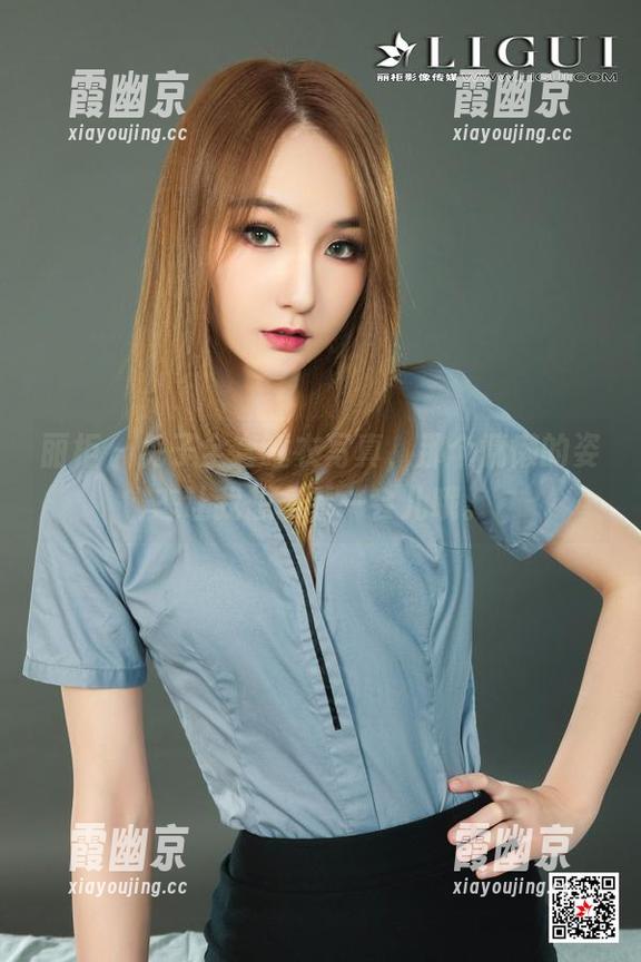 丽柜-兔子 丽柜 - 兔子全套睡衣写真,那个慵懒的姿态让我想多看一会儿哦。