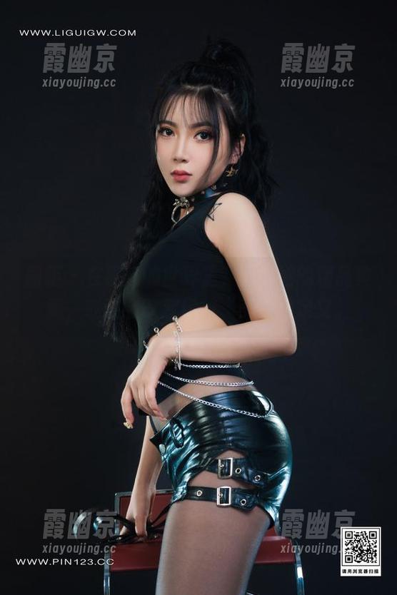 丽柜 - 在桃子的世界里，下载她的精品典藏，或许会改变你对“美”的定义。