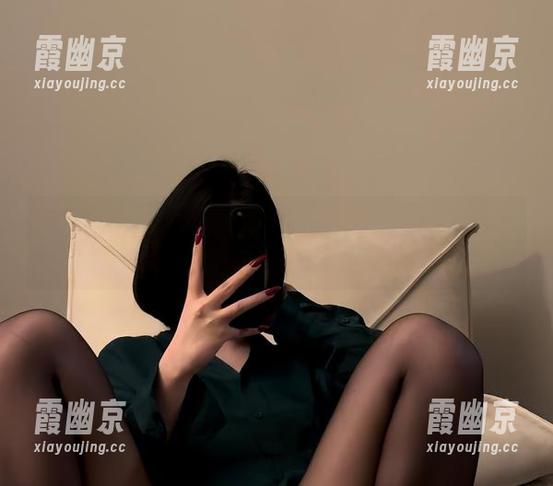 保守的二舅妈 微密圈 - 保守的二舅妈的天台:原图里有种随时可以退场的态度