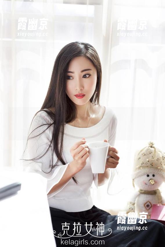 克拉女神-小岚 克拉女神 - 看小岚的私房内衣,我心想“原图可真是个好玩意儿!”