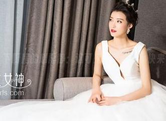 克拉女神 – 下厨房的赵雨静：这可是拿手好戏，快来下载大片！