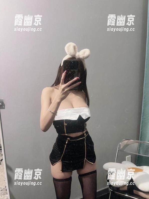 兔宝妮to 微密圈 - 兔宝妮to黑色图集,福利虽有,但值得细细品味的感觉更好