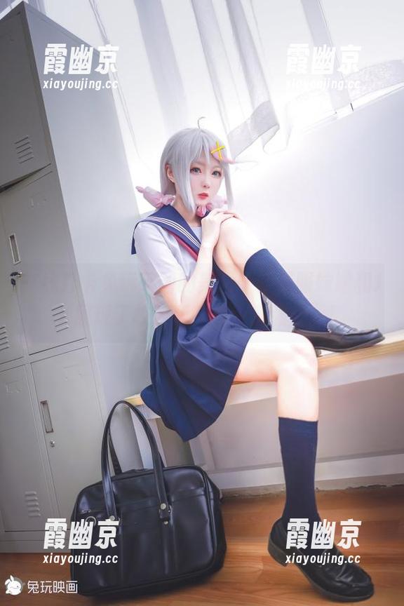 在线打卡兔玩映画的美图，体操服妹妹和JK展现了校园版“撕扯最强音”！
