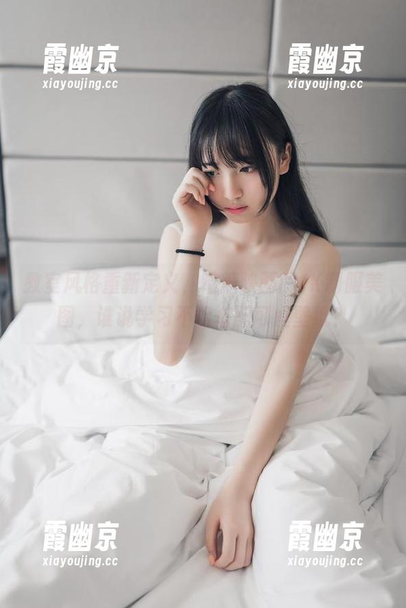 教室风格重新定义，喵糖映画的JK制服美图，谁说学习不能搭配可爱壁纸？