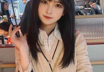 大肉丸Amiee的睡衣秀，真实到让“圣光”失去意义