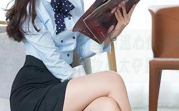 头条女神 – 哇哦，黑丝的温心怡不来一张无圣光的美图？这妆点太夺目了吧！