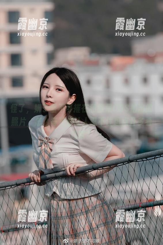 怪了，妍子坚不可摧在和服里COS拍出的照片，怎么每次都让人忍不住想点开多看几眼？