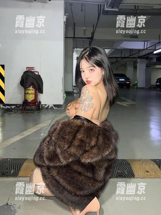 小u优优子 微密圈 - 小u优优子,不只是个小可爱,私拍套图属性真让人想多了!