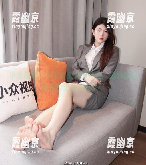 小众视觉 - 小苹果兔女郎升天，免费的美图咱们无压力畅享！