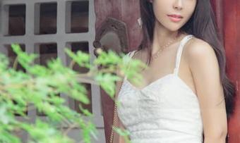 尤果网 – 夏乔学姐的无圣光作品，看起来就是一杯牛奶倒进了咖啡，终极混搭！