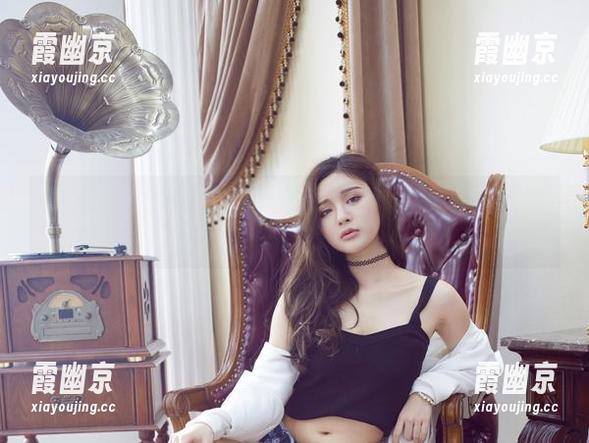 尤物馆 - 吊带的美，韩冰冰儿的套图分享，瞬间让人心神不宁。