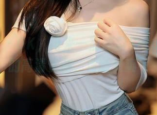 尤蜜荟 – OK，再来一剂娜露SelenaJK的高清资源，清新又爽飞