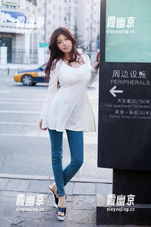 推女郎-艾栗栗 推女郎 - 艾栗栗的少女图集更新——你能想象她把这个拍得多自然吗?