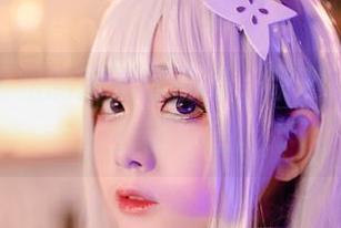 日奈娇姐姐的高清作品集，带着一丝不经意的错位感。