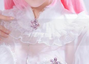 星之迟迟的奢华：篝火女神与礼服包的矛盾·在线图片大搞事情！