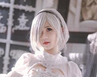 桜满三时最新cos让我想到艾莲乔，还有什么比“零”更具冲击力？