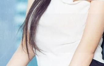 爱尤物 – 有个姑娘，徐莉芝Booty，眼镜不仅装饰她，写真集资源也让人目不转睛。