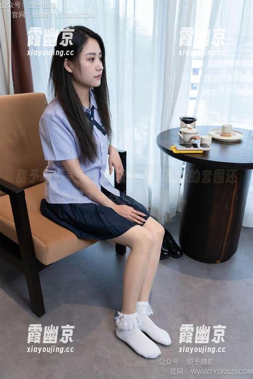 甜予摄影 - 璇璇不仅可爱，最新的套图还透露了一丝俏皮，嘿嘿。