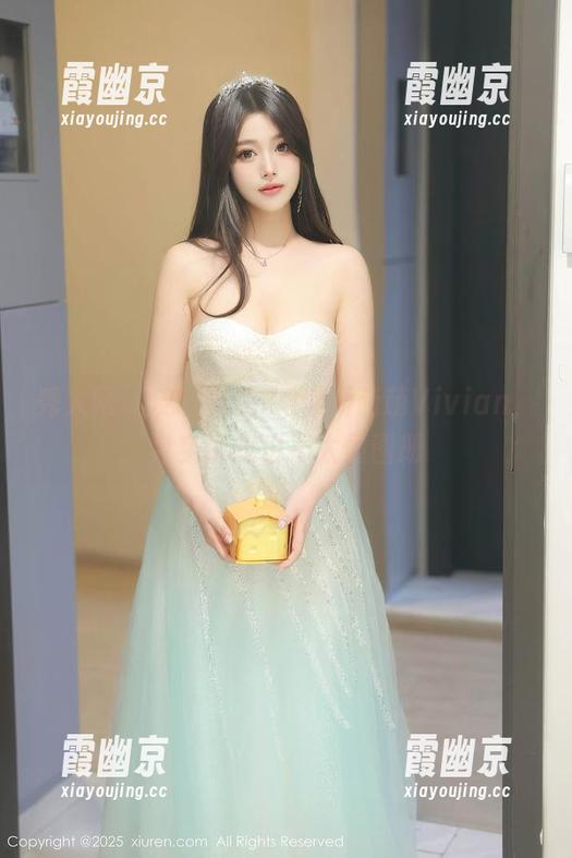 秀人网 - 皮衣里的K8傲娇萌萌Vivian，老实说我也不太懂图册
