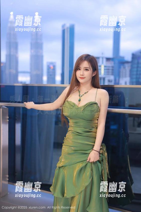 秀人网 - 每一张图片都是‘日常新篇’：大美妞儿的不经意之美