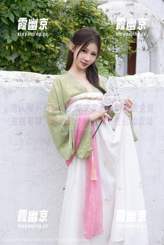 秀人网-林文文yooki 秀人网 - 自从看了林文文yooki的职业装在线写真,私心期待她出个个性化的职场搭配教程!