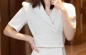 秀人网 – 轮到“萌宝儿BoA”的图集，礼服的光泽在眼睛里闪光，精选让人猝不及防！