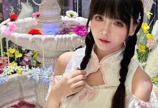 穿上职业装的秋山AkI，福利风暴开启！图集预警！