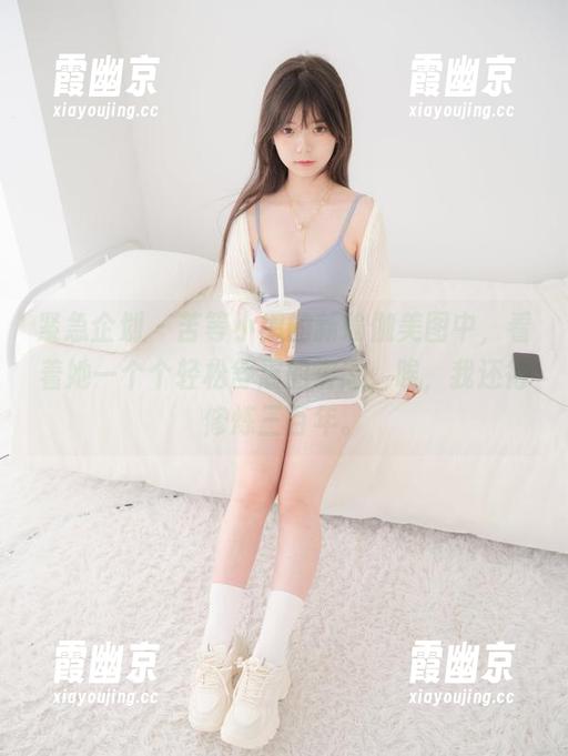 紧急企划 - 苦等小恩的新瑜伽美图中，看着她一个个轻松舒展的姿态，唉，我还得修炼三百年。